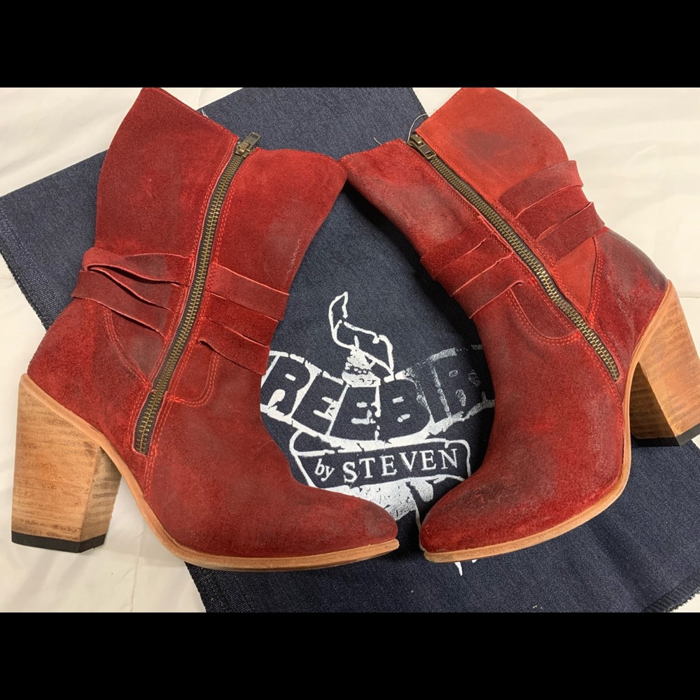 Freebird red suede womens boots size 8